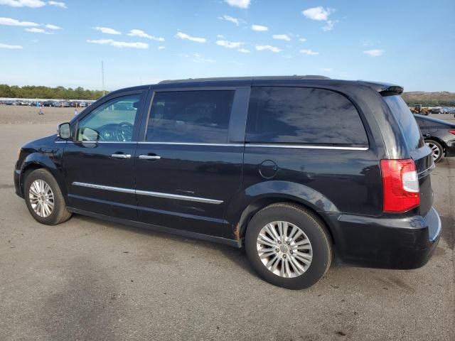 Photo 2 from auction – 2013 CHRYSLER TOWN & COU with VIN 2C4RC1CG2DR509385