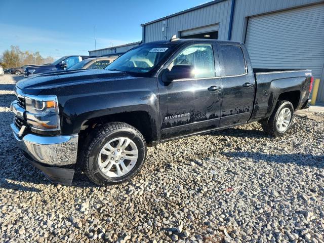 CHEVROLET SILVERADO 2017 with VIN 1GCVKREC6HZ204784 - Photo from auction