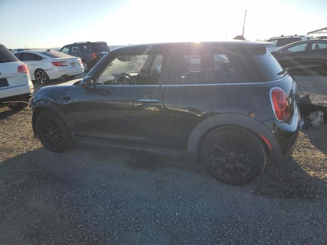 Photo 2 from auction – 2015 MINI COOPER with VIN WMWXM5C5XF3A60995