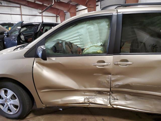 Photo 7 from auction – 2010 TOYOTA SIENNA CE with VIN 5TDKK4CC0AS295728