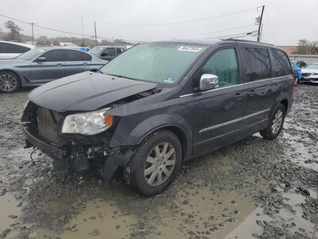 CHRYSLER TOWN & COU 2011 with VIN 2A4RR8DG5BR721873 - Photo from auction