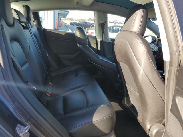 Photo 10 from auction – 2018 TESLA MODEL 3 with VIN 5YJ3E1EB7JF073724