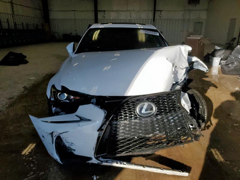 Photo 5 from auction – 2018 LEXUS IS 300 with VIN JTHBA1D23J5081991