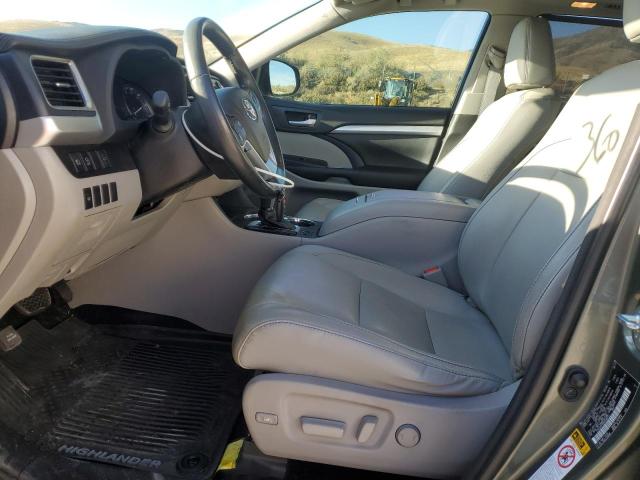 Photo 7 from auction – 2017 TOYOTA HIGHLANDER SE with VIN 5TDJZRFH9HS468751