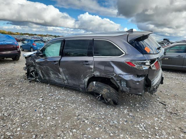 Photo 2 from auction – 2016 TOYOTA HIGHLANDER with VIN 5TDJKRFH0GS322998