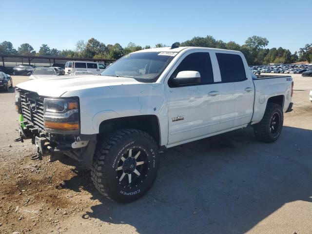 CHEVROLET SILVERADO 2018 with VIN 3GCUKREC4JG391573 - Photo from auction
