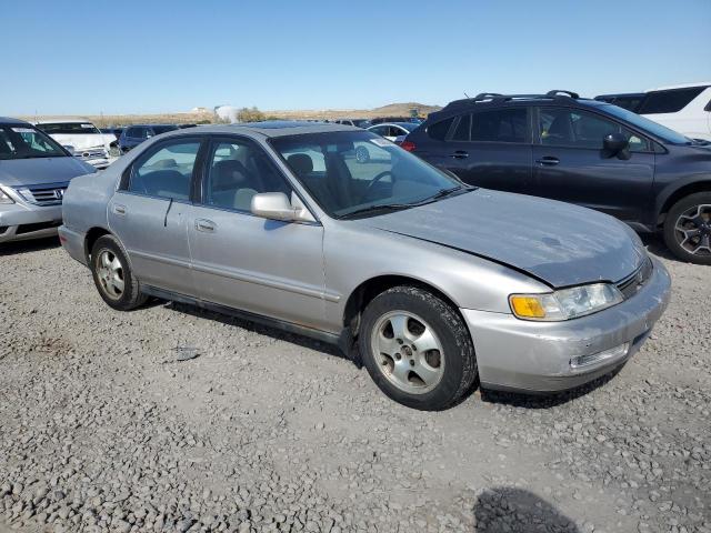 Photo 4 from auction – 1997 HONDA ACCORD SE with VIN 1HGCD5604VA147074