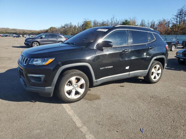 JEEP COMPASS LATITUDE 2017 with VIN 3C4NJDBB9HT692850 - Photo from auction