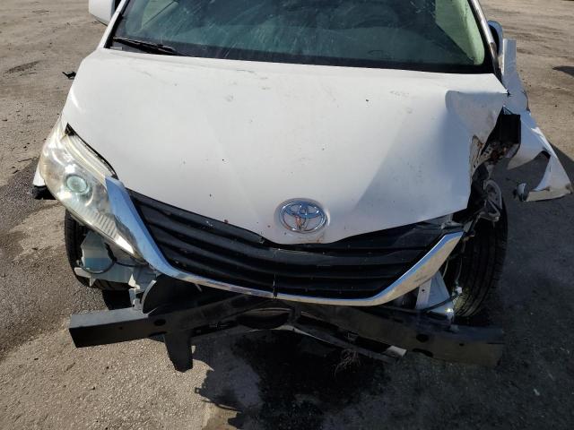 Photo 12 from auction – 2012 TOYOTA SIENNA LE with VIN 5TDKK3DC9CS227049