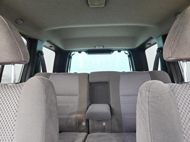 Photo 10 from auction – 2004 NISSAN PATHFINDER with VIN JN8DR09Y24W918520