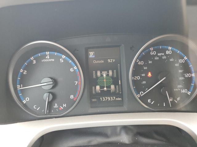 Photo 9 from auction – 2018 TOYOTA RAV4 LE with VIN 2T3BFREV0JW709704
