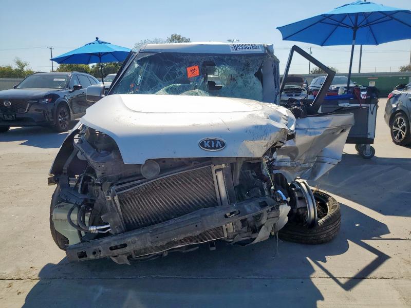 Photo 5 from auction – 2011 KIA SOUL + with VIN KNDJT2A26B7711106
