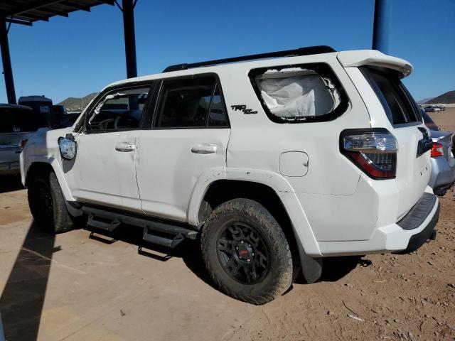 Photo 2 from auction – 2019 TOYOTA 4RUNNER SR with VIN JTEBU5JR2K5637576