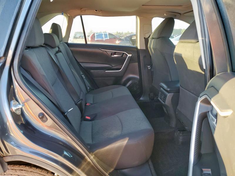 Photo 11 from auction – 2023 TOYOTA RAV4 XLE with VIN 2T3W1RFV5PC237640