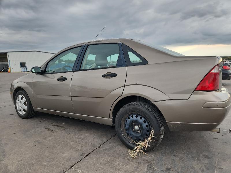 Photo 2 from auction – 2005 FORD FOCUS ZX4 with VIN 1FAFP34N25W231733