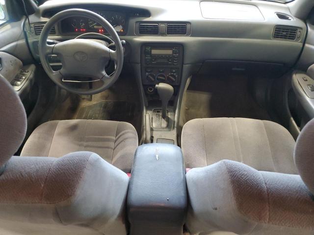 Photo 8 from auction – 2000 TOYOTA CAMRY CE with VIN 4T1BG22K5YU656273