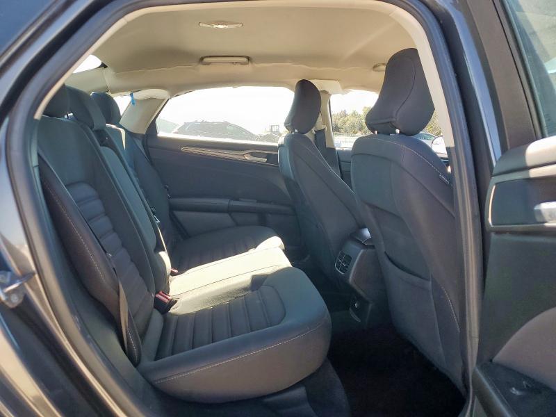Photo 10 from auction – 2017 FORD FUSION SE with VIN 3FA6P0HD3HR273402