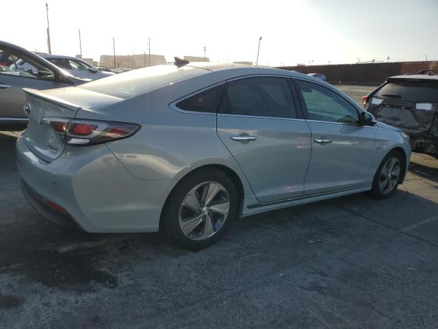 Photo 3 from auction – 2016 HYUNDAI SONATA HYB with VIN KMHE34L19GA032163