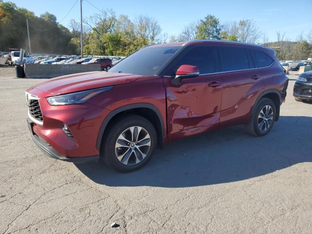 TOYOTA HIGHLANDER 2022 with VIN 5TDGZRBH3NS560448 - Photo from auction