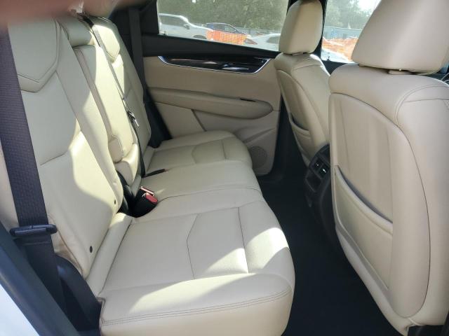 Photo 11 from auction – 2017 CADILLAC XT5 with VIN 1GYKNARSXHZ217318