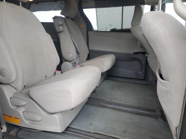 Photo 11 from auction – 2012 TOYOTA SIENNA LE with VIN 5TDKK3DC4CS202785