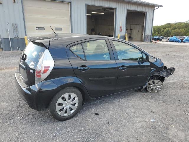 Photo 3 from auction – 2014 TOYOTA PRIUS C with VIN JTDKDTB35E1573886