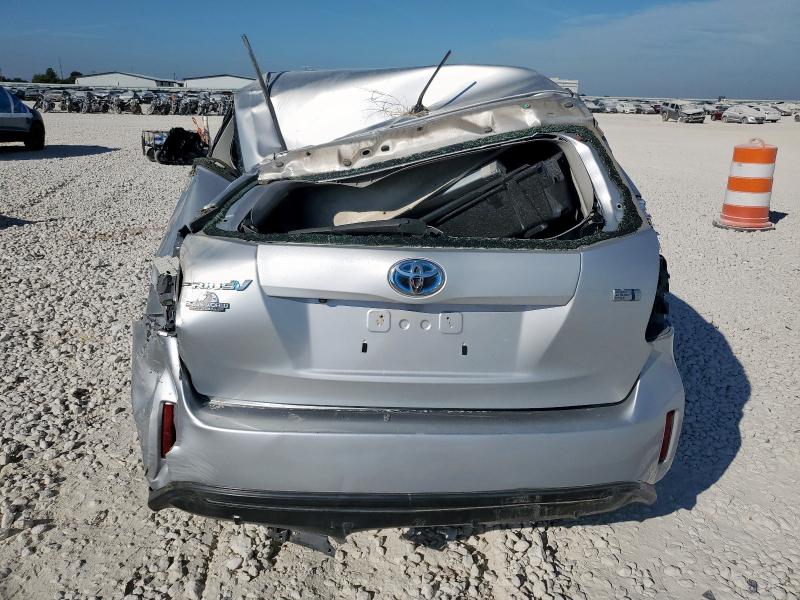 Photo 6 from auction – 2016 TOYOTA PRIUS V with VIN JTDZN3EUXGJ048972