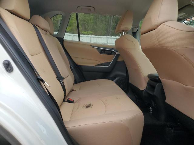 Photo 11 from auction – 2021 TOYOTA RAV4 LE with VIN 2T3H1RFV8MC165031