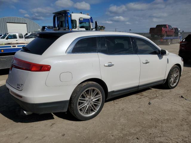 Photo 3 from auction – 2013 LINCOLN MKT with VIN 2LMHJ5AT9DBL56800