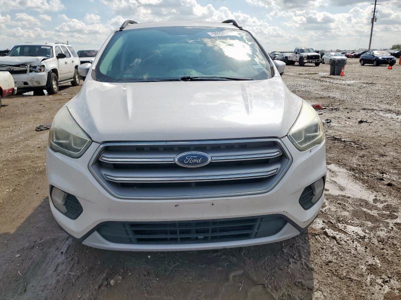 Photo 5 from auction – 2017 FORD ESCAPE SE with VIN 1FMCU0GD8HUC07231