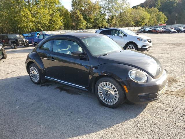 Photo 4 from auction – 2013 VOLKSWAGEN BEETLE with VIN 3VWJP7AT5DM685758