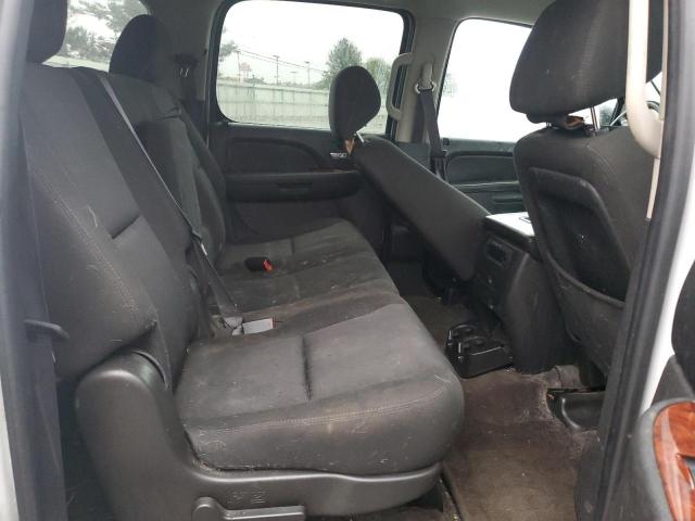 Photo 11 from auction – 2011 CHEVROLET SUBURBAN C with VIN 1GNSCHE05BR236883