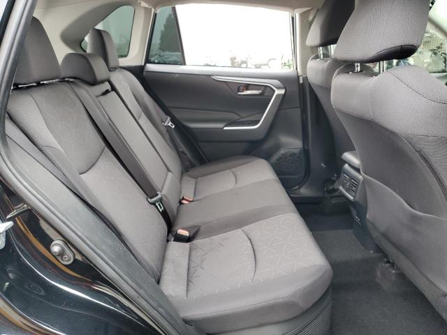 Photo 11 from auction – 2024 TOYOTA RAV4 XLE with VIN JTMRWRFV4RD217523