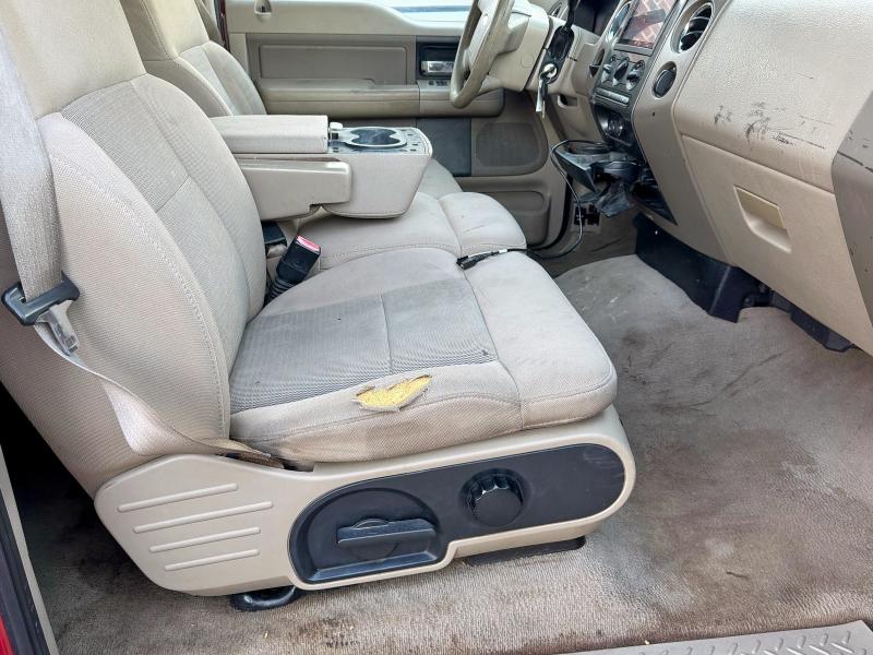 Photo 5 from auction – 2005 FORD F150 with VIN 1FTRX02W75KE67190