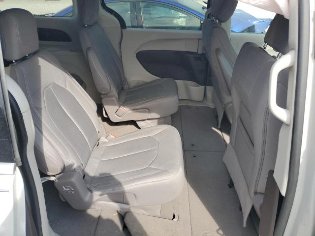 Photo 11 from auction – 2017 CHRYSLER PACIFICA L with VIN 2C4RC1CG6HR571670