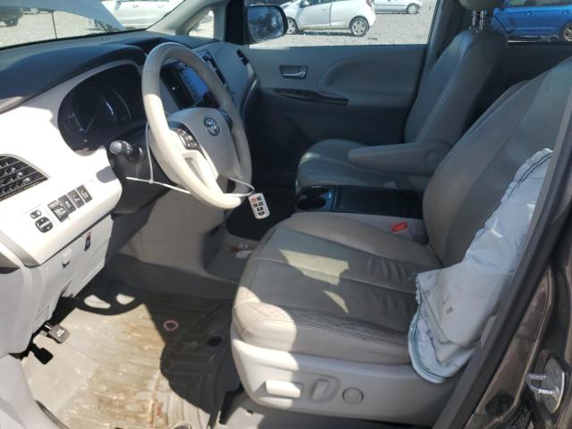 Photo 7 from auction – 2014 TOYOTA SIENNA XLE with VIN 5TDYK3DC4ES478266