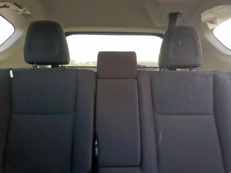 Photo 10 from auction – 2014 TOYOTA RAV4 XLE with VIN JTMWFREV3ED028876