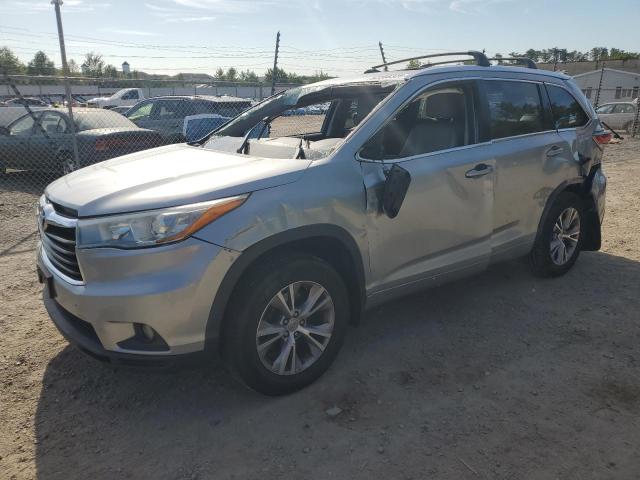 TOYOTA HIGHLANDER 2015 with VIN 5TDJKRFH5FS086024 - Photo from auction