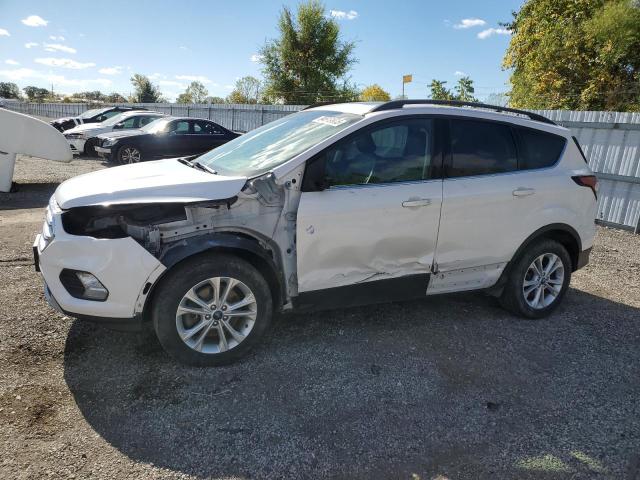 FORD ESCAPE SEL 2018 مع رقم تعريف المركبة 1FMCU9HD2JUC22137 - صورة من المزاد