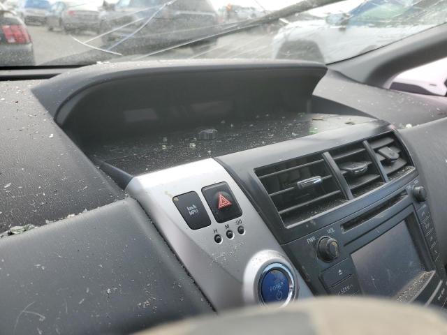 Photo 9 from auction – 2013 TOYOTA PRIUS V with VIN JTDZN3EU3D3289126