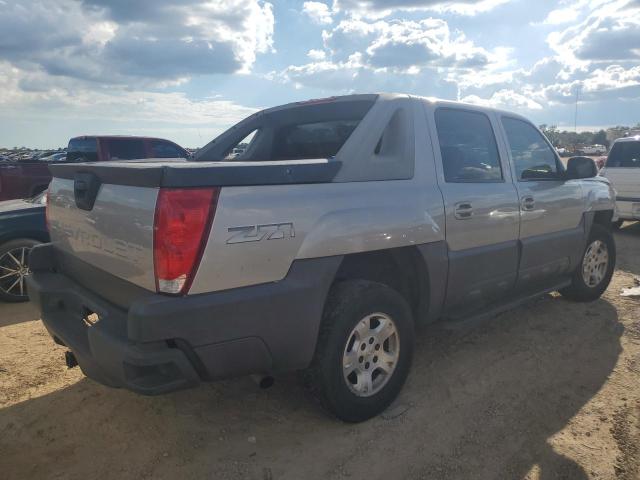 Photo 3 from auction – 2004 CHEVROLET AVALANCHE with VIN 3GNEK12T04G187052