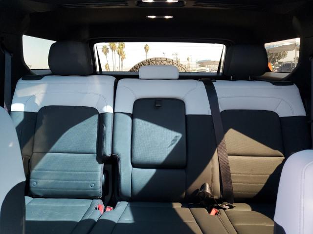 Photo 10 from auction – 2024 GMC HUMMER SUV with VIN 1GKB0RDC3RU114635