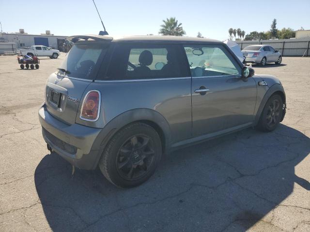 Фото 3 с аукциона – 2010 MINI COOPER S с VIN WMWMF7C5XATZ72833