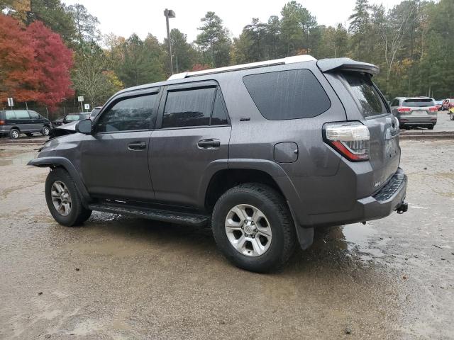 Photo 2 from auction – 2018 TOYOTA 4RUNNER SR with VIN JTEBU5JR0J5539435