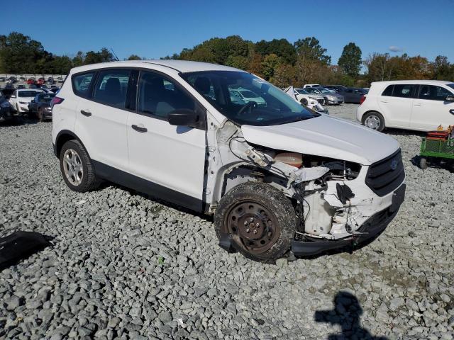 Photo 4 from auction – 2017 FORD ESCAPE S with VIN 1FMCU0F70HUE28639