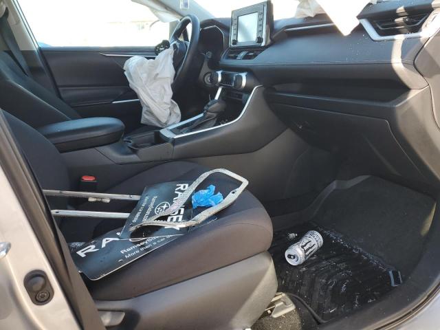 Photo 8 from auction – 2019 TOYOTA RAV4 LE with VIN 2T3H1RFV1KW027892
