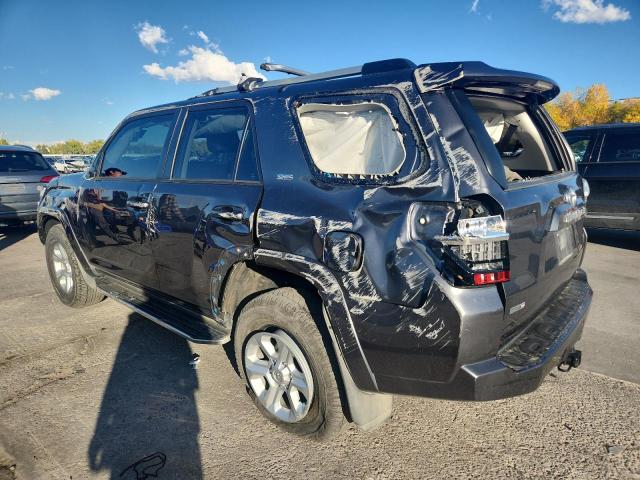 Photo 2 from auction – 2020 TOYOTA 4RUNNER SR with VIN JTEBU5JR8L5835239