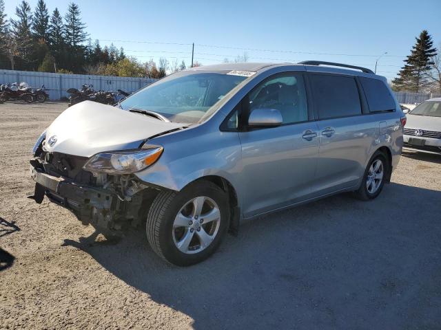 TOYOTA SIENNA LE 2016 with VIN 5TDKK3DC3GS724202 - Photo from auction