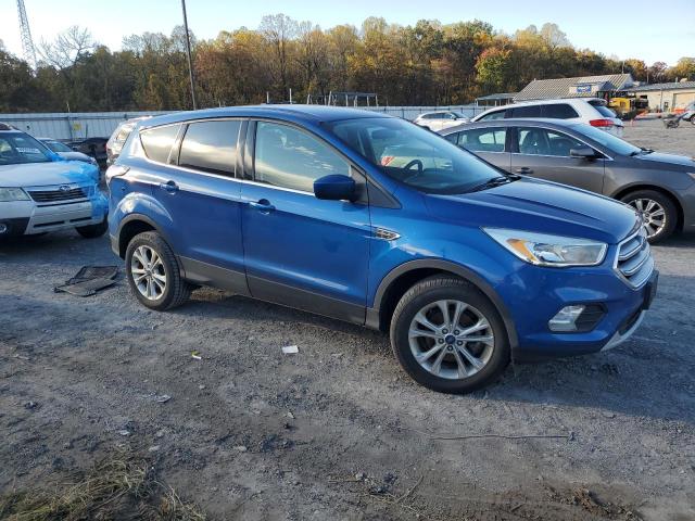Photo 4 from auction – 2017 FORD ESCAPE SE with VIN 1FMCU0GD7HUB34739