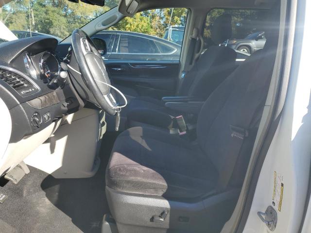 Photo 7 from auction – 2011 CHRYSLER TOWN & COU with VIN 2A4RR5DG8BR702796
